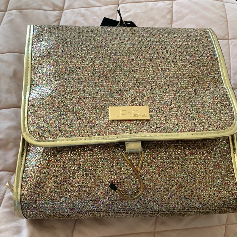 New travel organizer